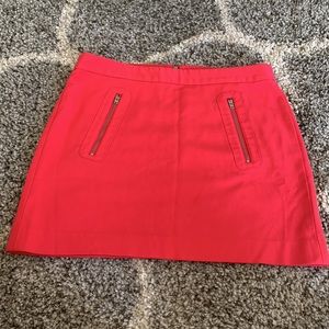 Gap size 12 hot pink skirt with silver accents